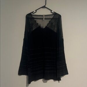 ♻️ Free People Black Sweater Dress/Top